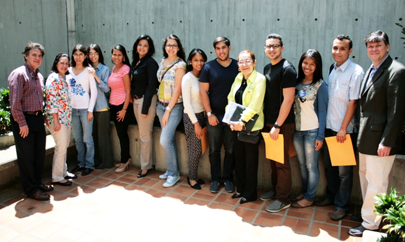 Fundaciones becaron a once estudiantes de ingeniería
