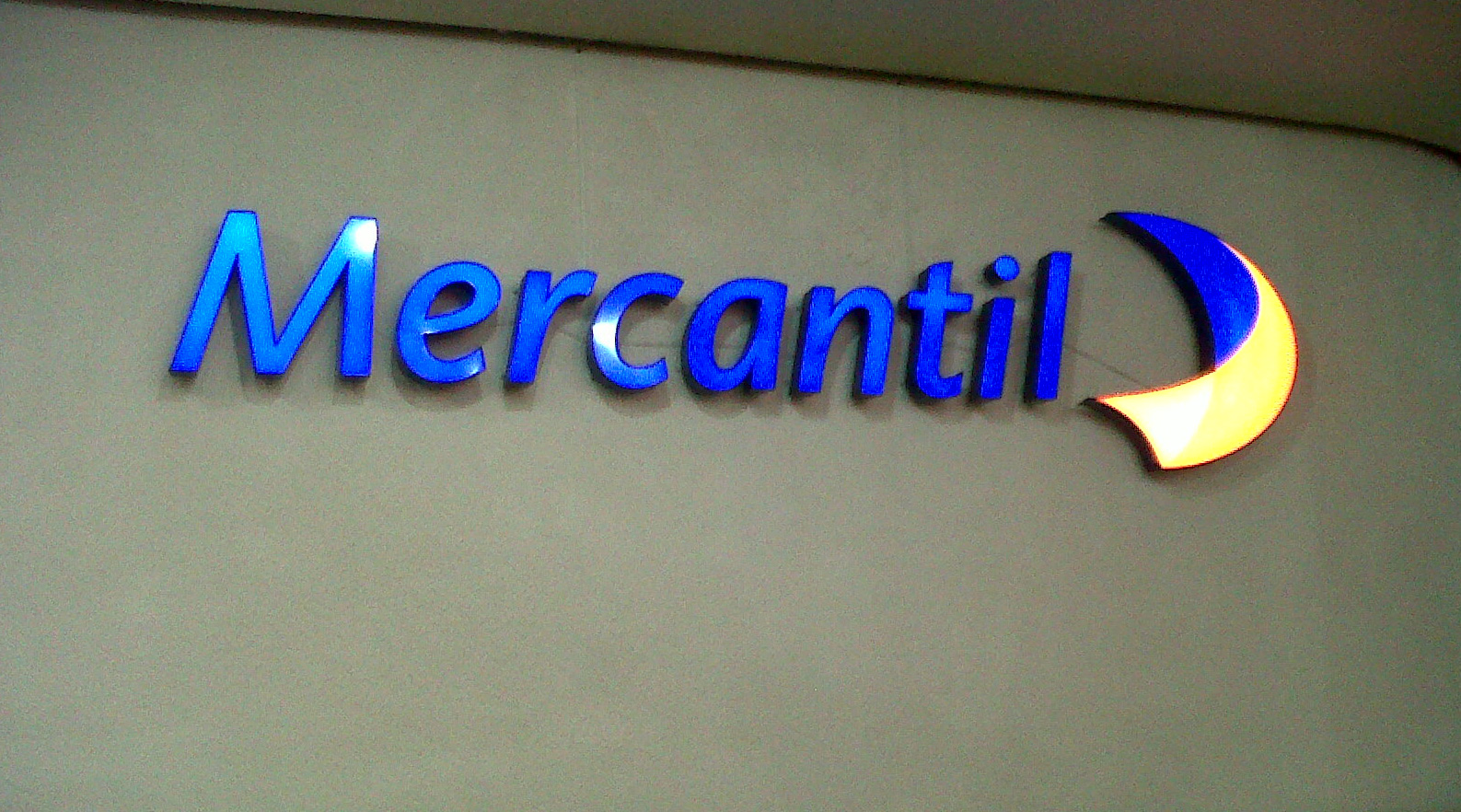 Alumnos podrán retirar Tarjeta Efectivo