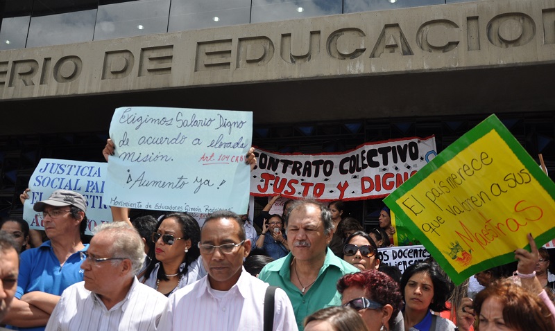 Educación que nos empobrece