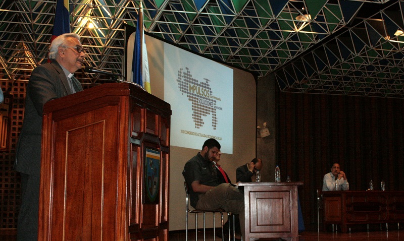 Congreso de economía propone soluciones a la crisis