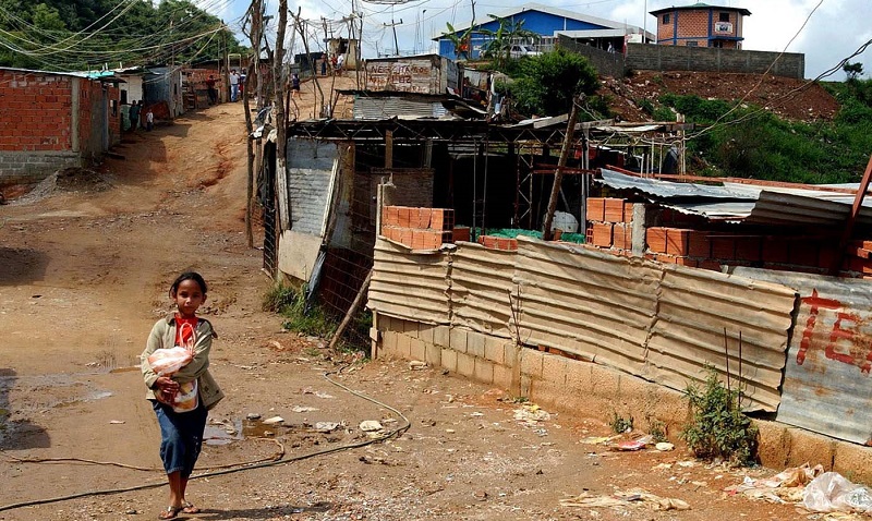 Pobres, empresa y futuro