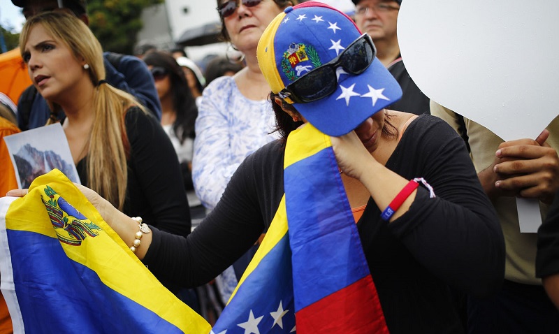 Sociedad dual… e inercia