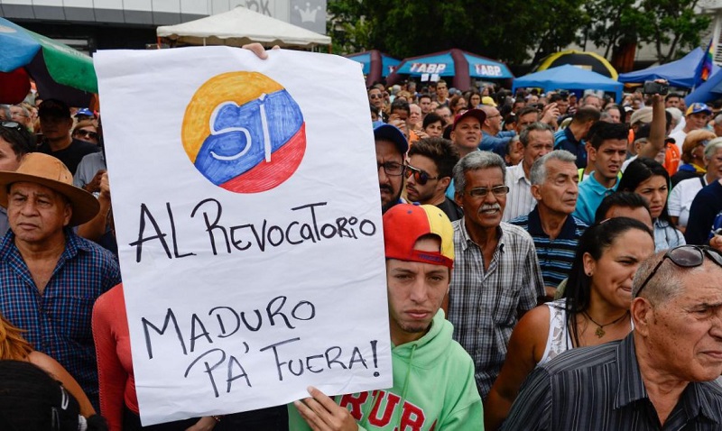 De los tumbos al diálogo