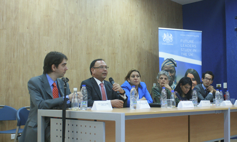 Derechos humanos por becarios Chevening