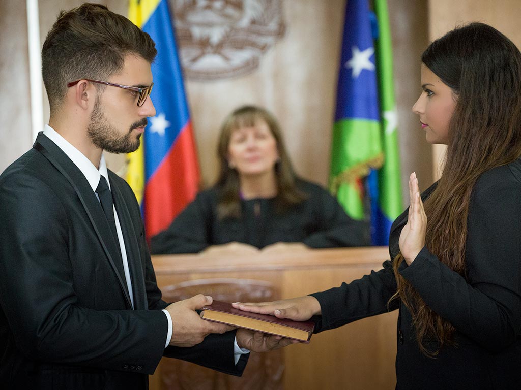 7 argumentos para que estudies Derecho