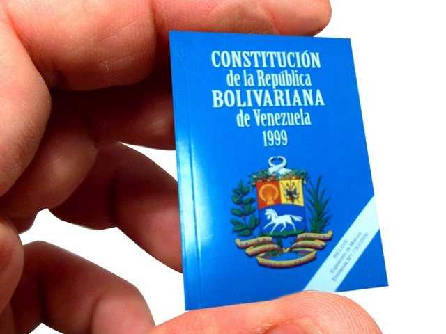 Academias Nacionales se pronuncian contra convocatoria presidencial a Constituyente