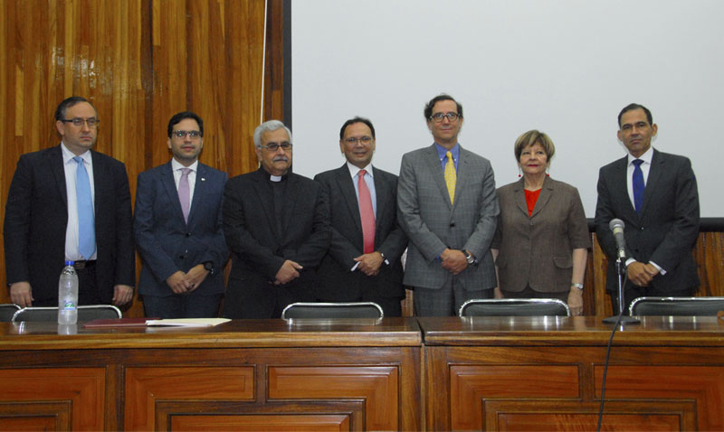 Juristas en la UCAB: Constituyente es un fraude a la soberanía popular