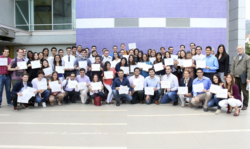 Estudiantes y profesores ucabistas fueron reconocidos en el Día del Economista