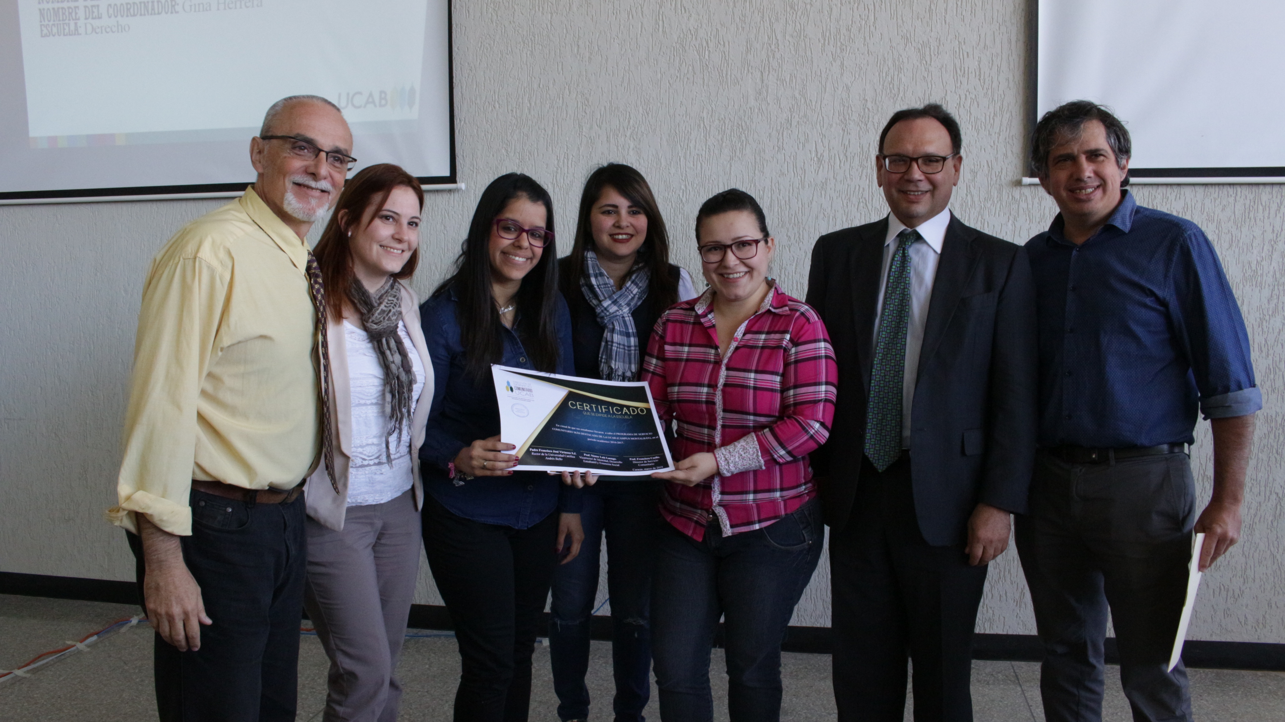 Clínica Jurídica de Derecho galardonada como proyecto estrella de servicio comunitario
