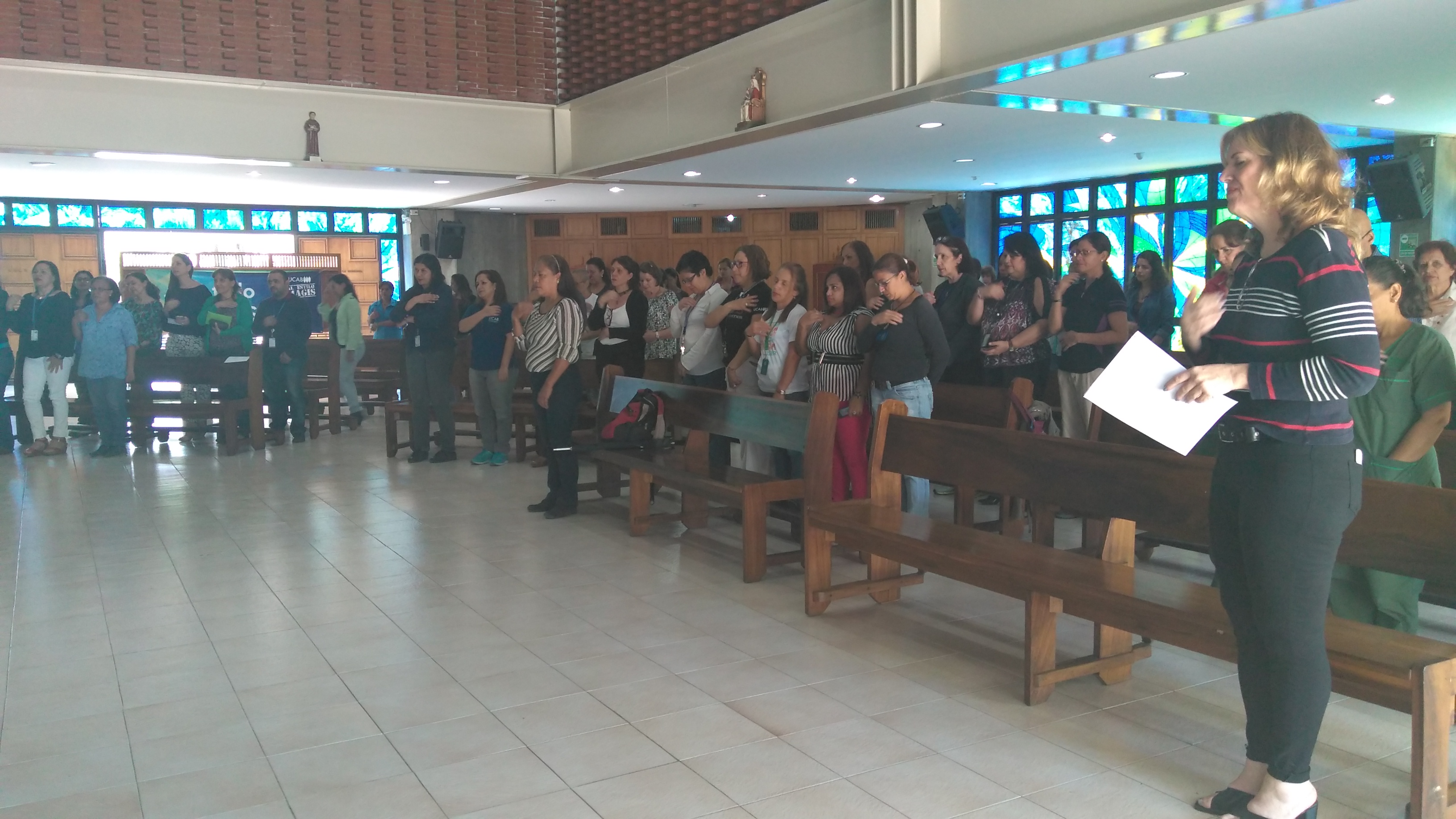 La UCAB celebró con misa el Día de las Madres