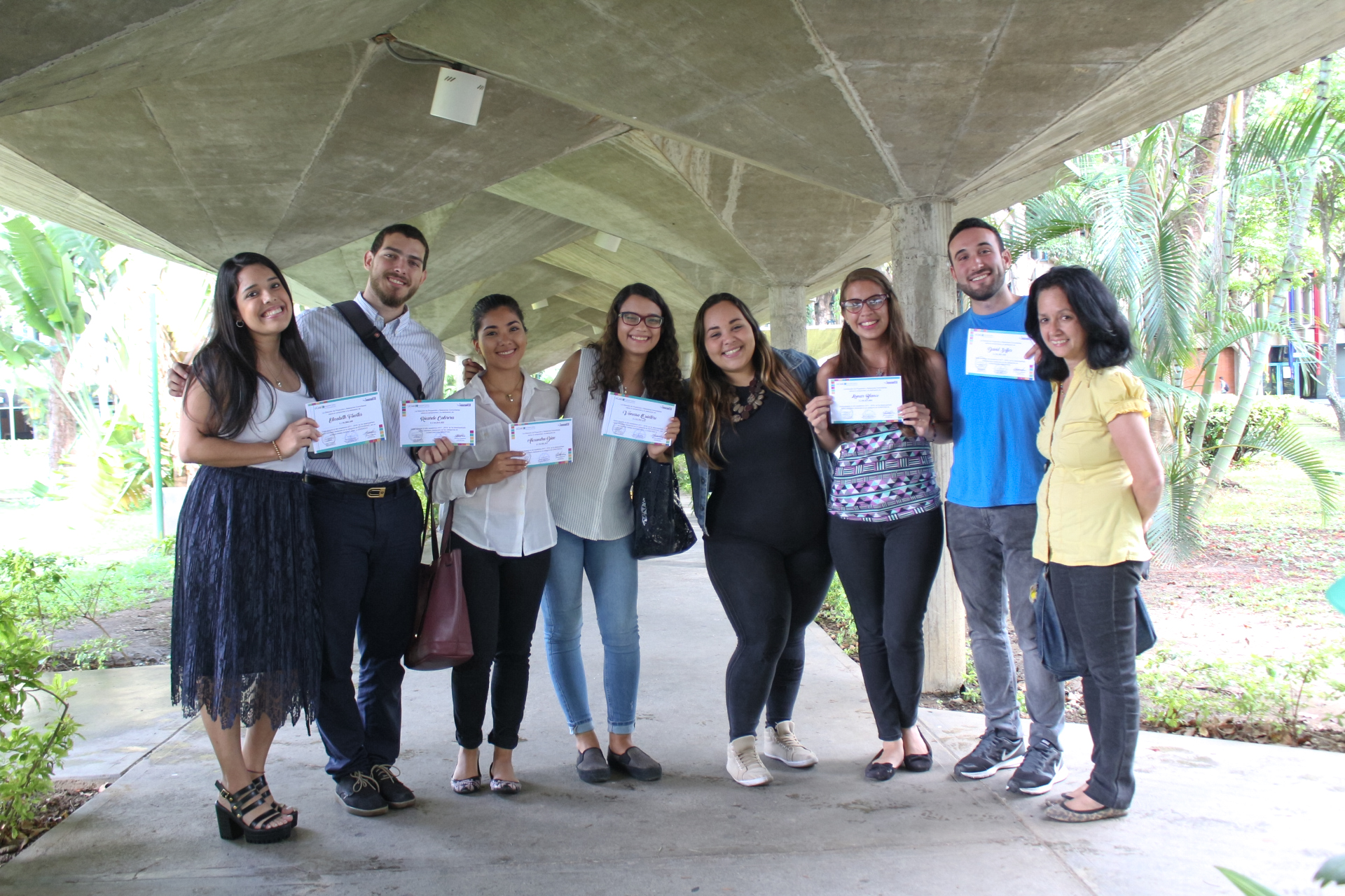 La UCAB otorgó reconocimiento a voluntarios destacados