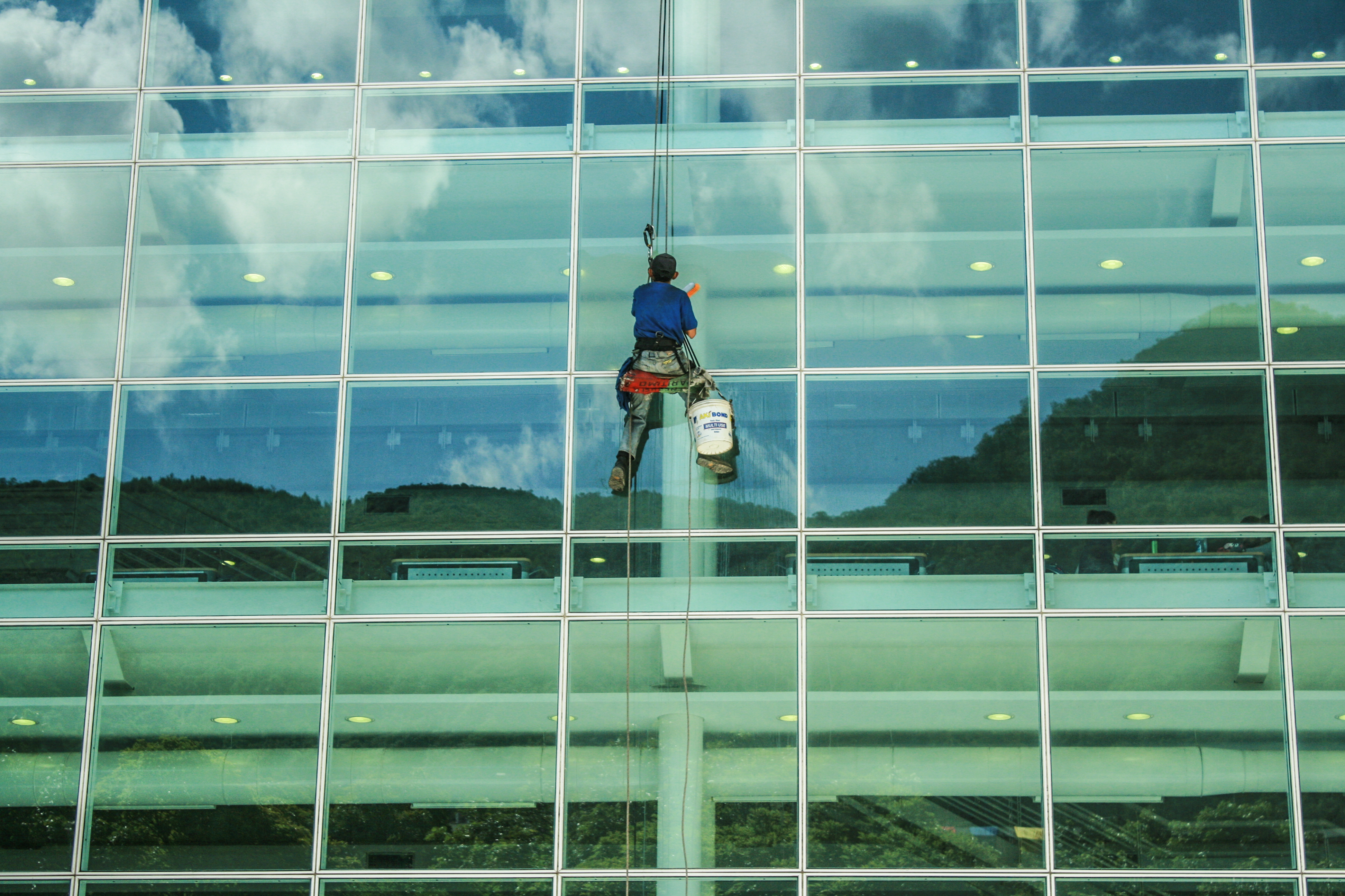Ellos también hacen posible la universidad
