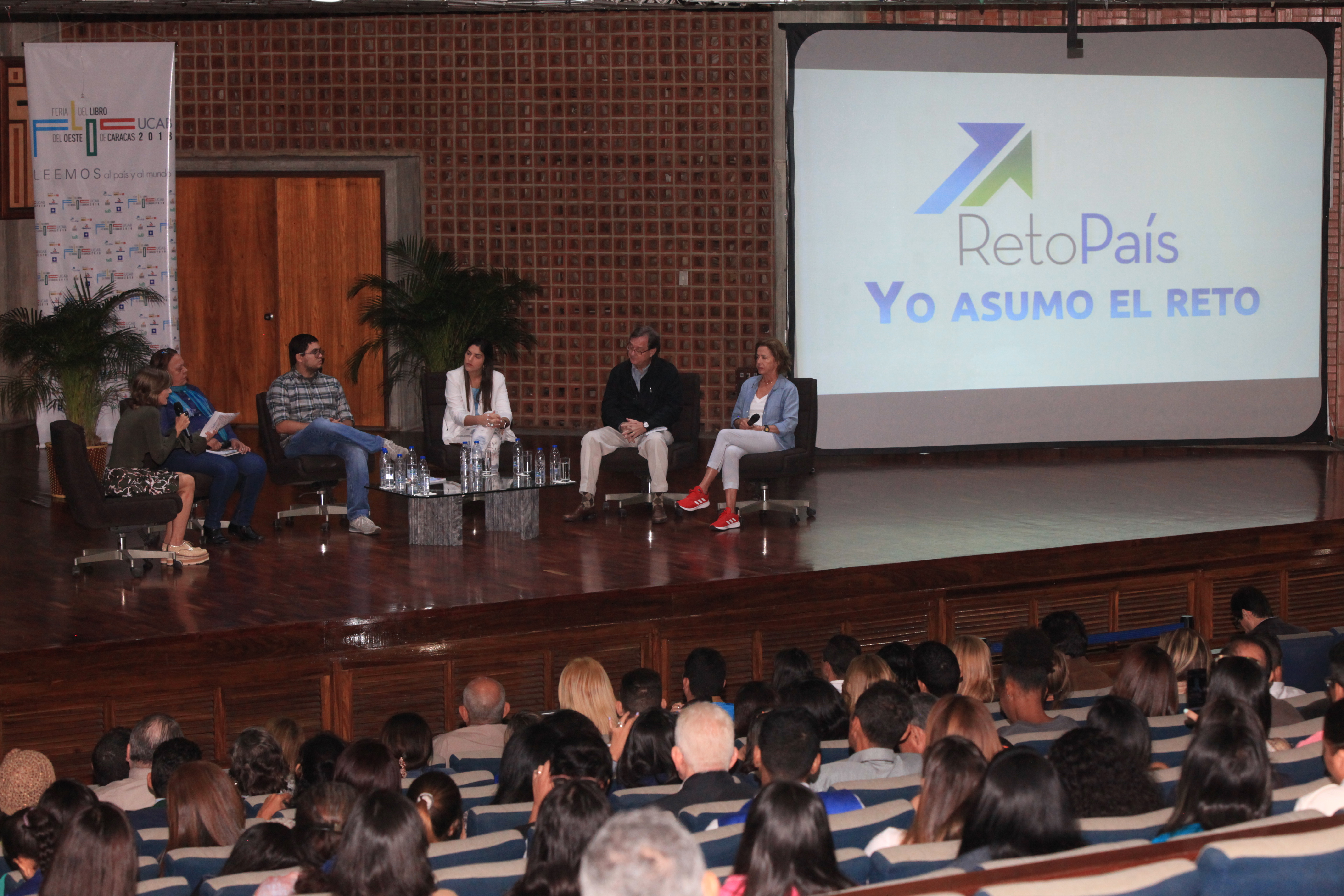 Personalidades venezolanas invitaron a seguir construyendo país