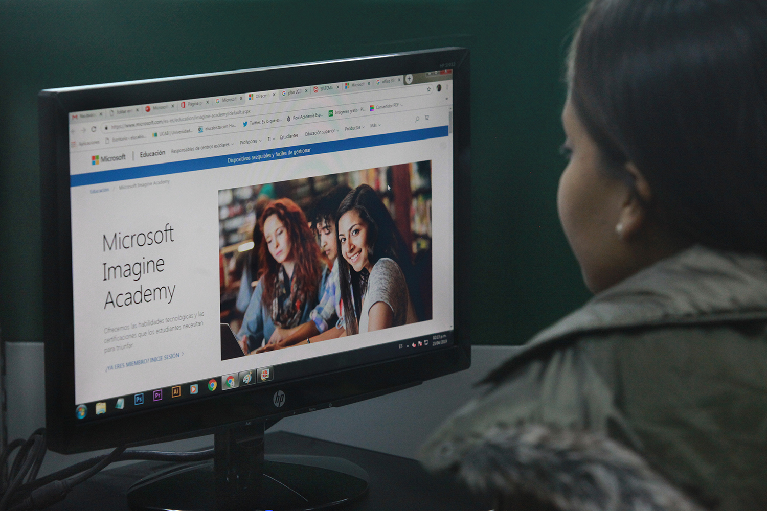 Convenio con Microsoft permite a ucabistas acceder libremente a herramientas Office