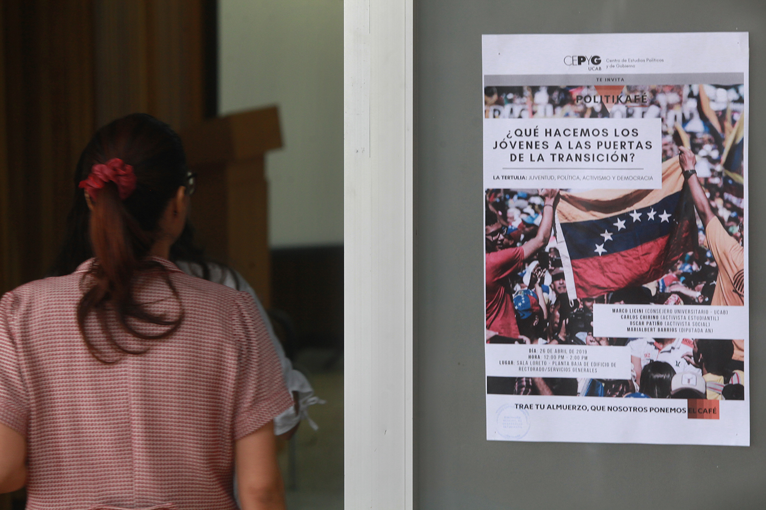 Llaman a los jóvenes a informarse y participar activamente en la transición