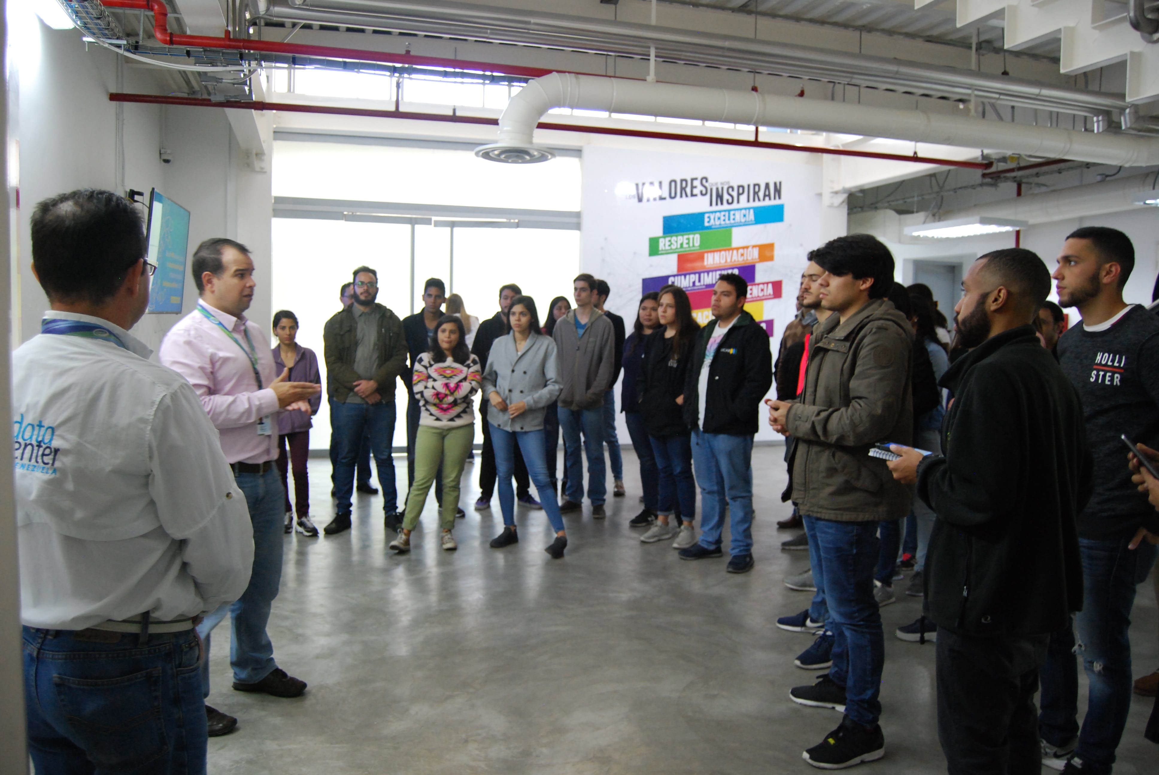 Participantes de la electiva Transformación Digital conocieron la «Nube Daycohost»