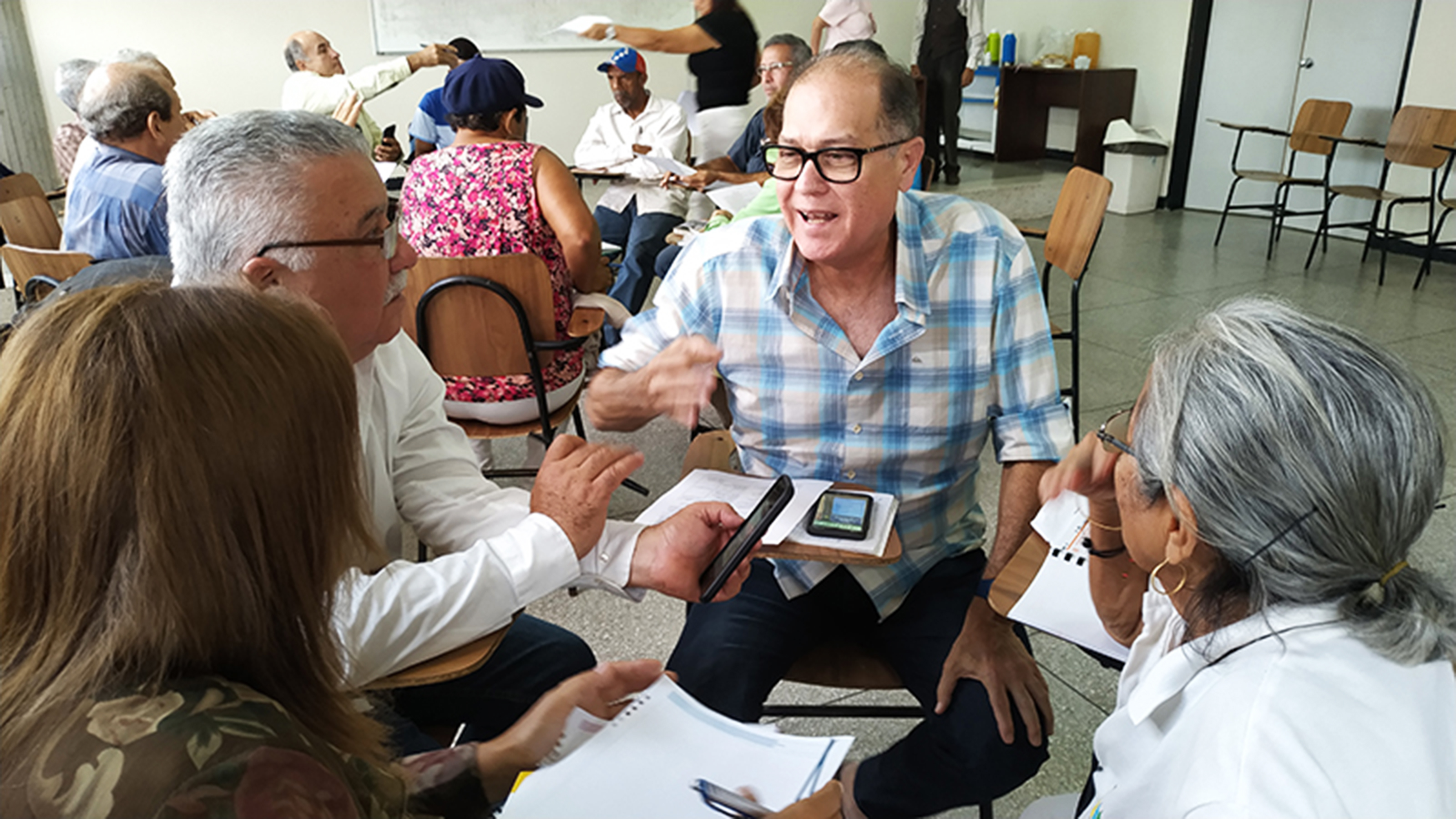 Suroriente genera propuestas para “Plan de Emergencia Social”