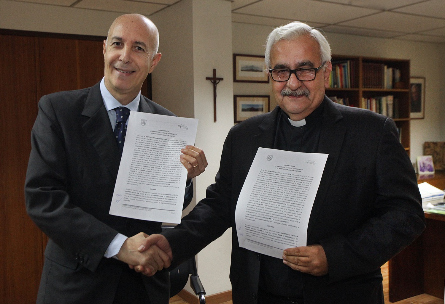 La UCAB y la Embajada de Italia renovaron convenio de formación en idiomas