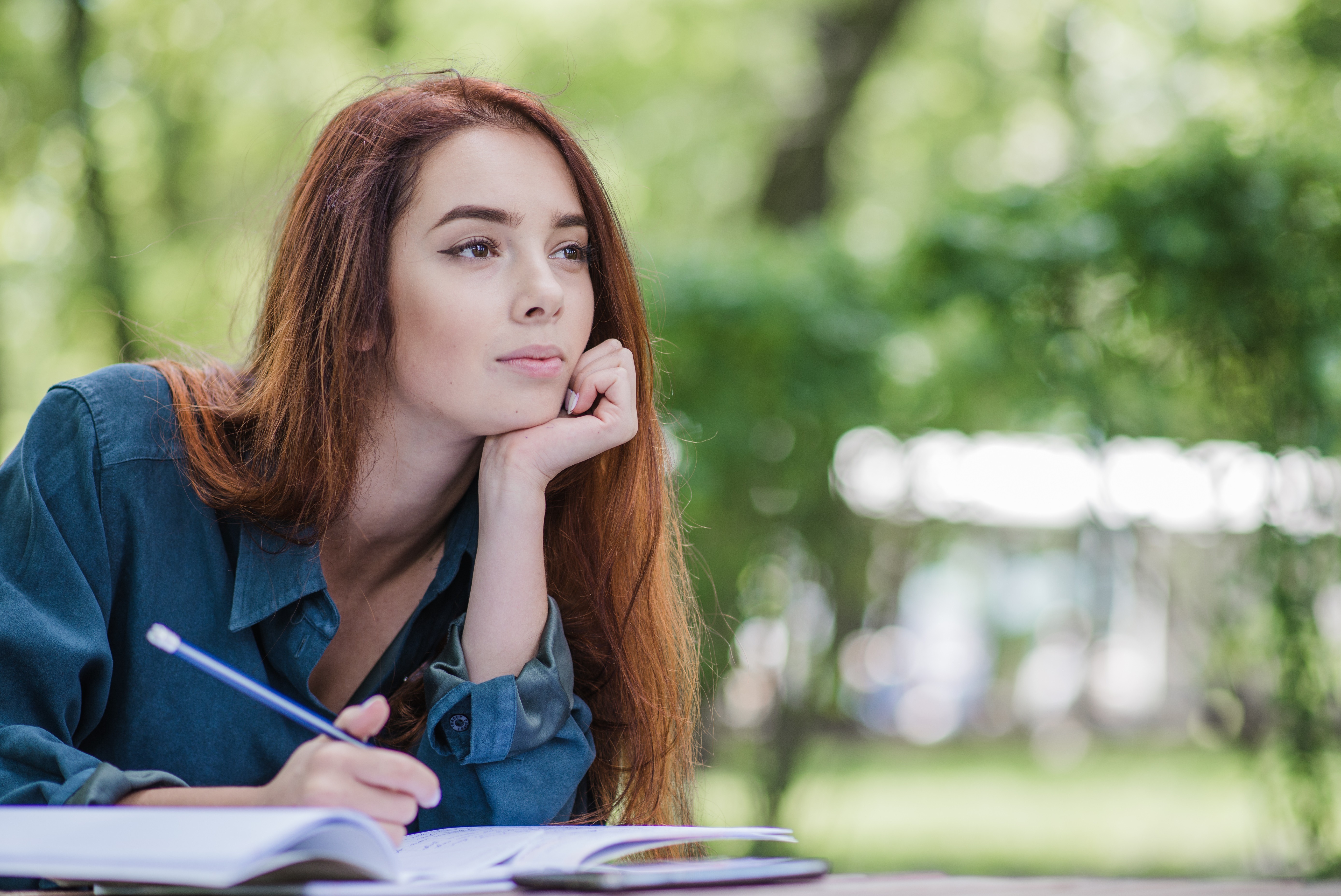 El Centro de Estudiantes de Letras convocó al III Concurso Physis para Jóvenes Poetas