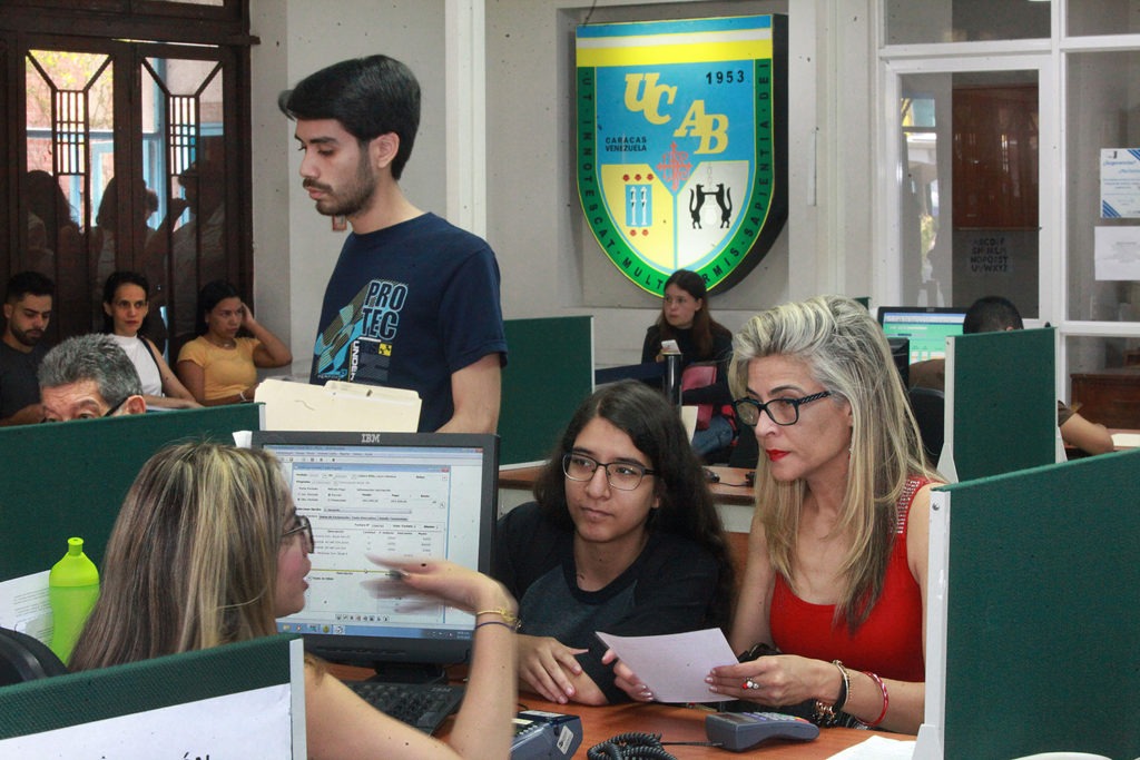 Vicerrectorado administrativo aprobó medidas especiales para el proceso de inscripciones del semestre marzo-julio 2020