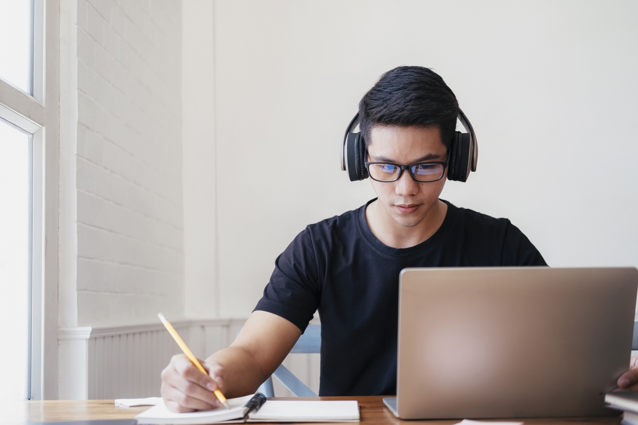 Educación A Distancia: Tres Ventajas Y Cuatro Recomendaciones Para ...