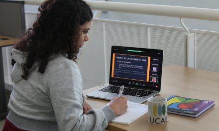 La Escuela de Ingeniería Informática impartió taller virtual para alumnos de bachillerato
