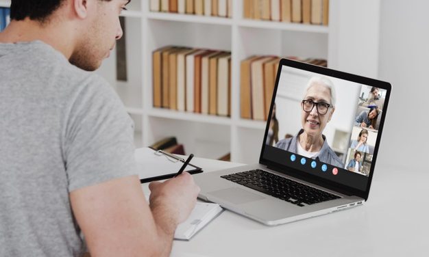 Próximo semestre en la UCAB nuevamente será a distancia