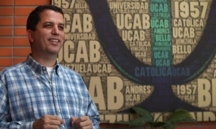 #DESAFÍOSUCAB2023 | Danny Socorro: «El mundo, especialmente en pandemia, requiere de psicólogos bien formados»
