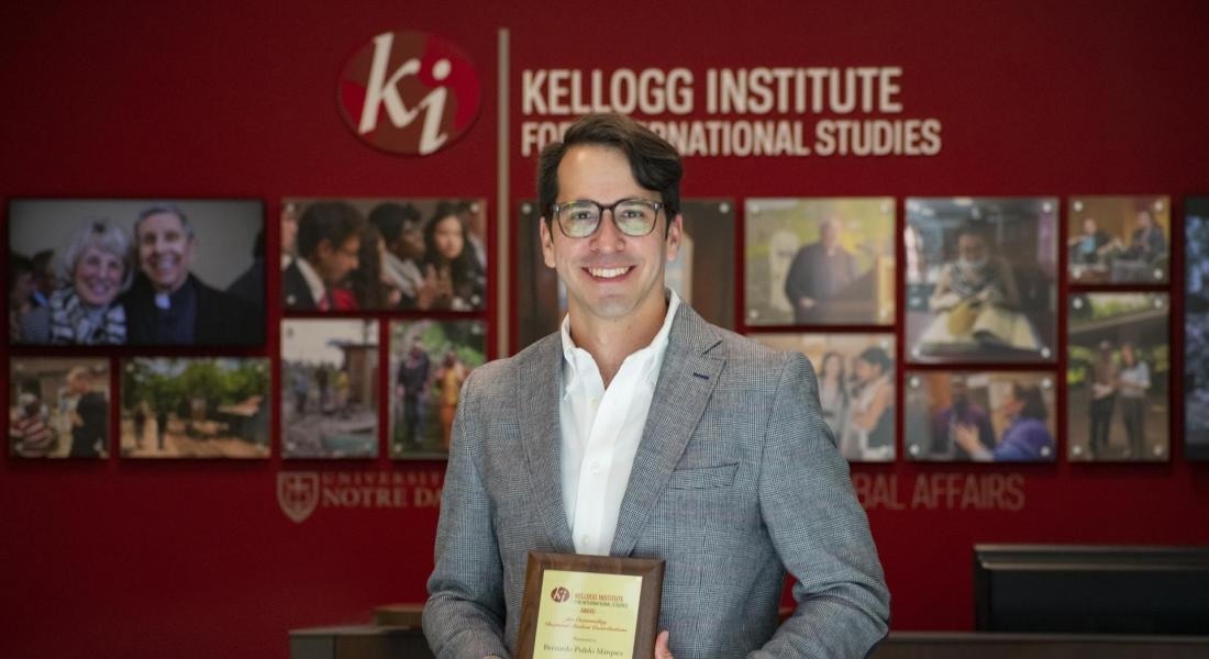 BERNARDO PULIDO: EL ABOGADO UCABISTA PREMIADO POR EL KELLOGG INSTITUTE DE ESTADOS UNIDOS