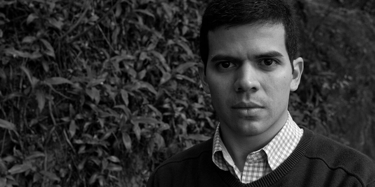 #UCABISTASEXITOSOS | Eduardo Sánchez Rugeles, narrador de juventudes contemporáneas