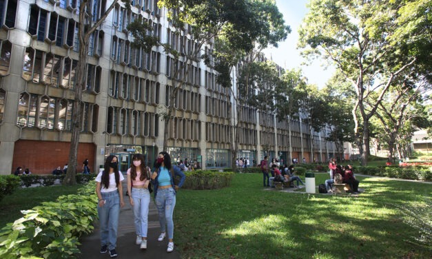 La UCAB retomará las clases presenciales tras dos años de virtualidad