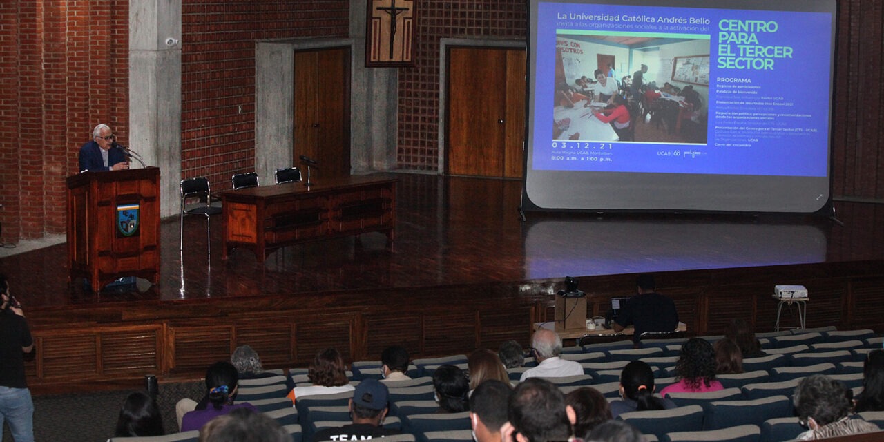 POR EL FORTALECIMIENTO DE LA SOCIEDAD CIVIL: LA UCAB ACTIVÓ EL CENTRO PARA EL TERCER SECTOR