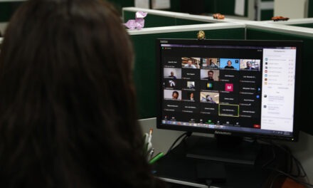 Facultad de Derecho lanzó red para conectar a sus egresados en todo el mundo