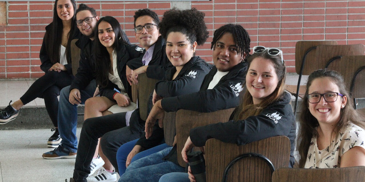 En julio egresará la primera cohorte de docentes del programa Educa 20-20