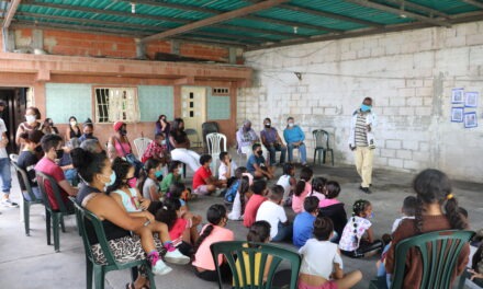 «Echa tu cuento comunitario», un proyecto que reivindica el valor de los abuelos de Antímano y La Vega