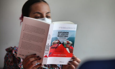 Abediciones presentó el libro «Estudios de derecho marítimo»