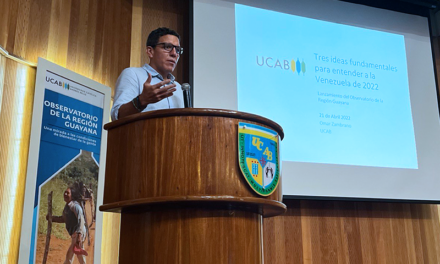 «Venezuela vive una recuperación no productiva»: economista Omar Zambrano desde UCAB Guayana