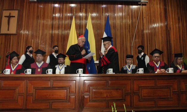 «Tenemos que redoblar la marcha». Rector de la UCAB fue juramentado para el período 2022-2026