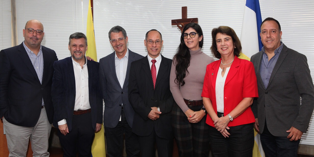 Firmado convenio Mercer-UCAB: una alianza en pro del talento humano