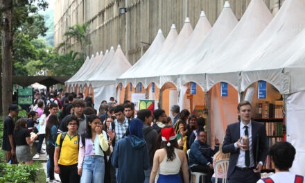 “Sí tiene sentido seguir haciendo ferias del libro»: Inaugurada la FLOC UCAB 2022