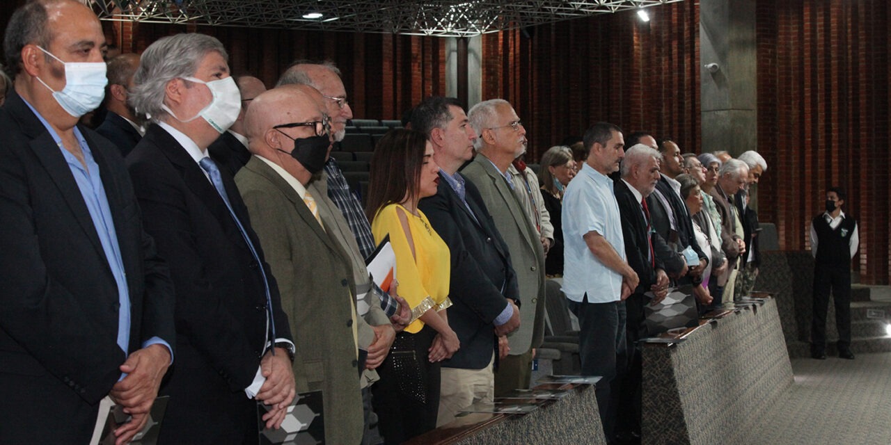 Orgullo y satisfacción: reconocida la labor docente ucabista (+Fotogalería)