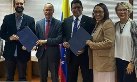 La UCAB y CECODAP renovaron convenio de formación en derecho de niños y familia