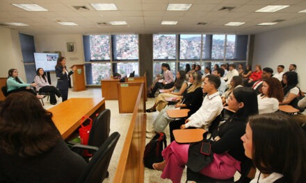 «Emprende tu carrera jurídica»: estudiantes de Derecho UCAB se preparan para sus pasantías