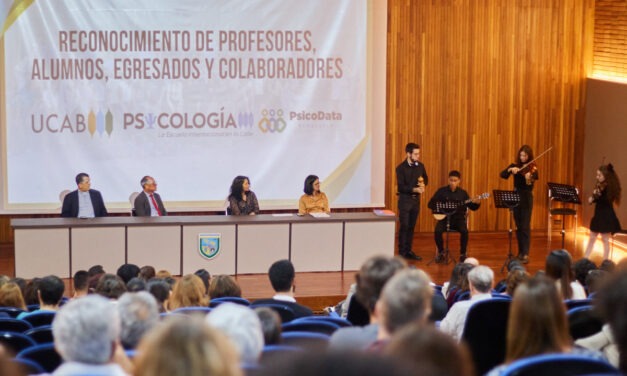 Psicología UCAB reconoció la excelencia y el compromiso de su comunidad