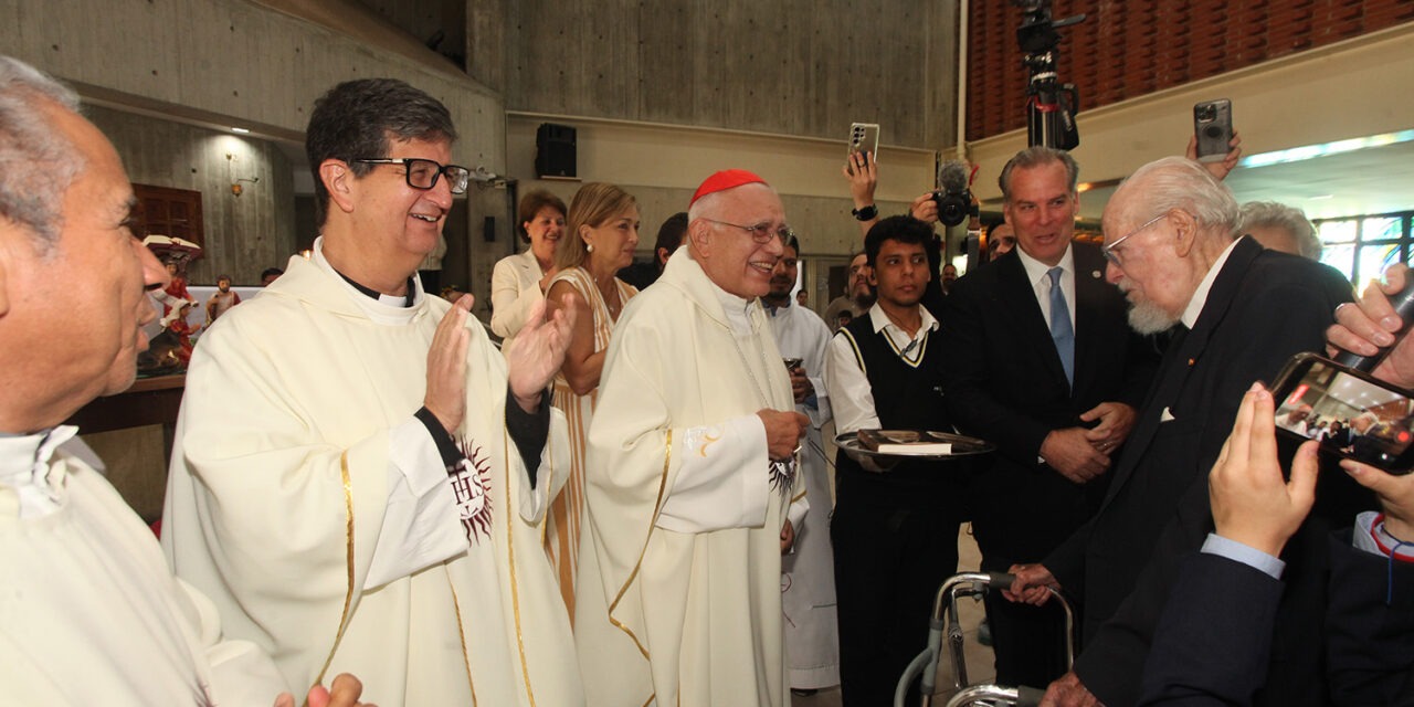 Alberto J. Vollmer recopiló la historia de su familia en un libro de memorias