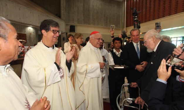 Alberto J. Vollmer recopiló la historia de su familia en un libro de memorias