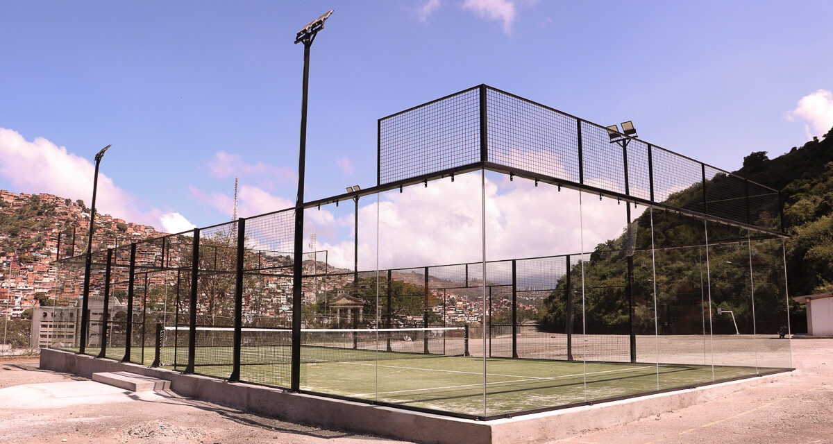 Pádel en la UCAB: innovación deportiva para el oeste de Caracas