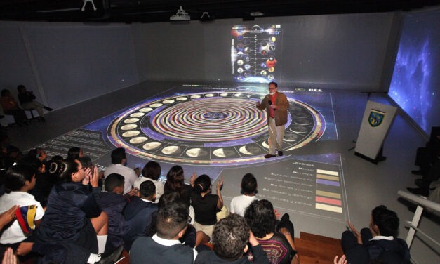 La UCAB se unió a la celebración centenaria de los planetarios