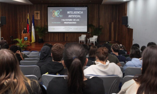 Comunicación, Arquitectura e Informática UCAB reflexionaron sobre IA y futuro profesional