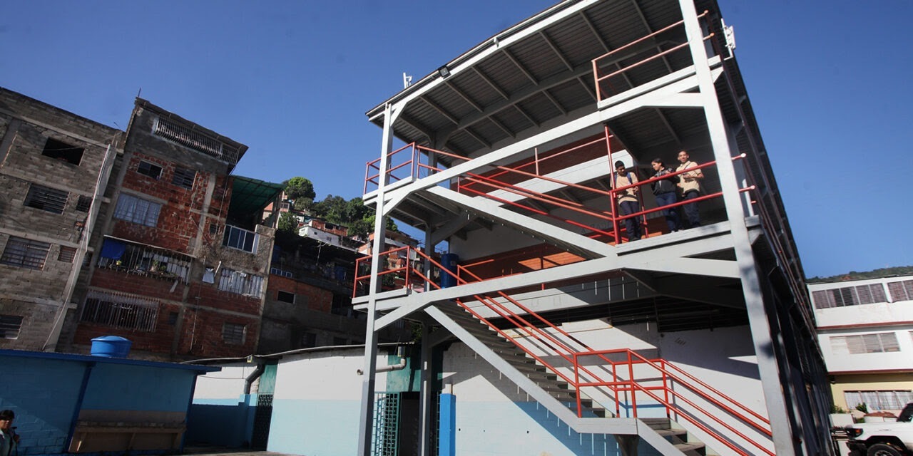 «Las escuelas no pueden ser escenarios de riesgo»: Experta de la UCAB plantea condiciones para el retorno a las aulas